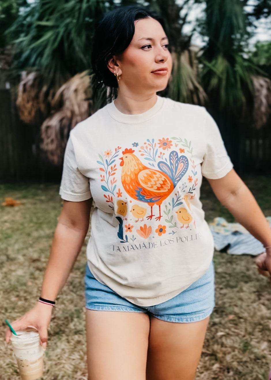 La Mama de Los Pollitos T-Shirt