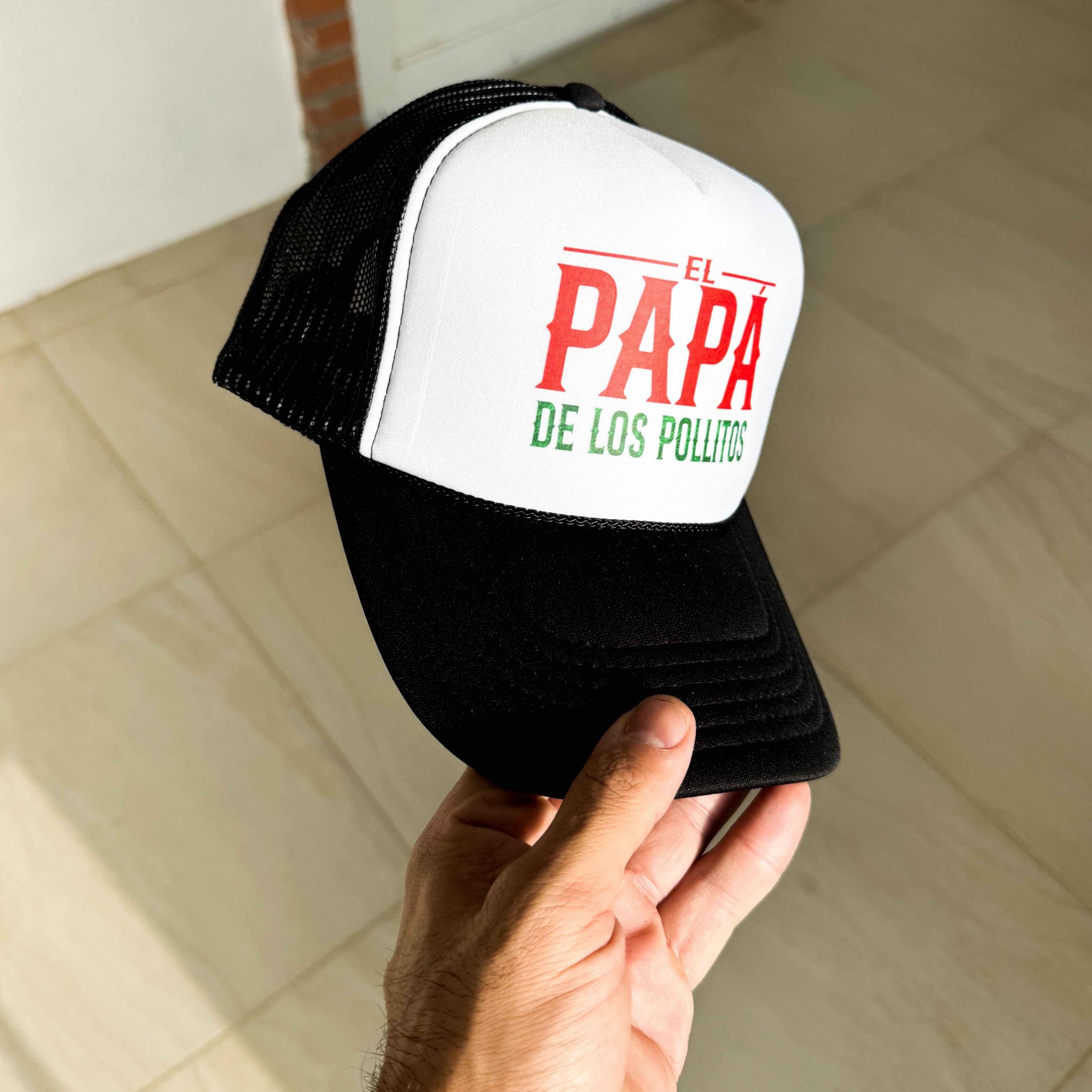 PAPA DE LOS POLLITOS TRUCKER HAT (BLACK/WHITE)